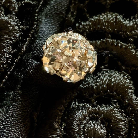 v i n t a g e :: Velvet Vest Bracade Embroidered Overall Back Tie - Picture 12 of 16